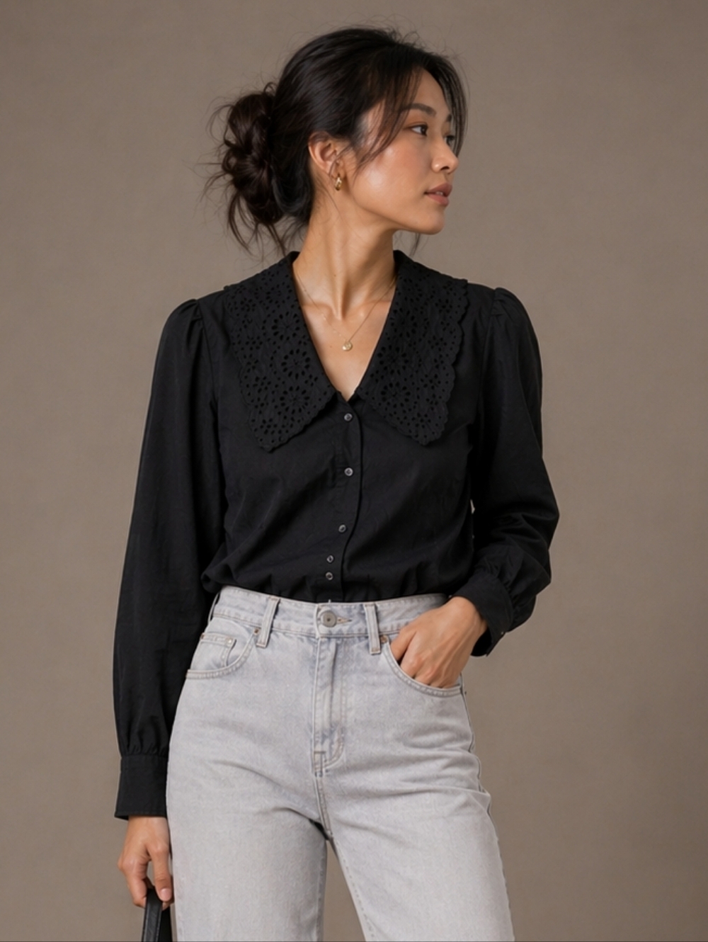100% Cotton Calligraphie Black Eyelet Collar Long Sleeve Blouse Women's Size M